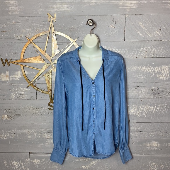 Paige denim collared snap down top - Picture 3 of 12